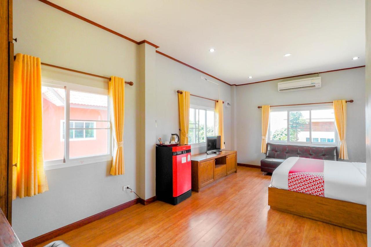 Oyo 748 Pada Homestay Mu Si Exterior foto
